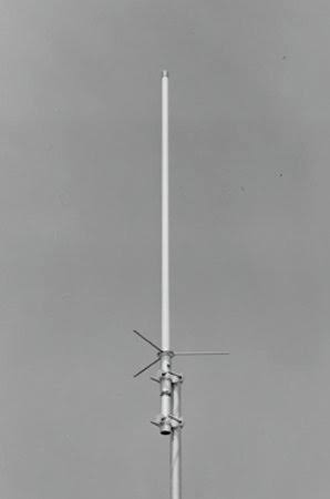 Dual Band Fiberglass Vertical Base Antenna L5192
