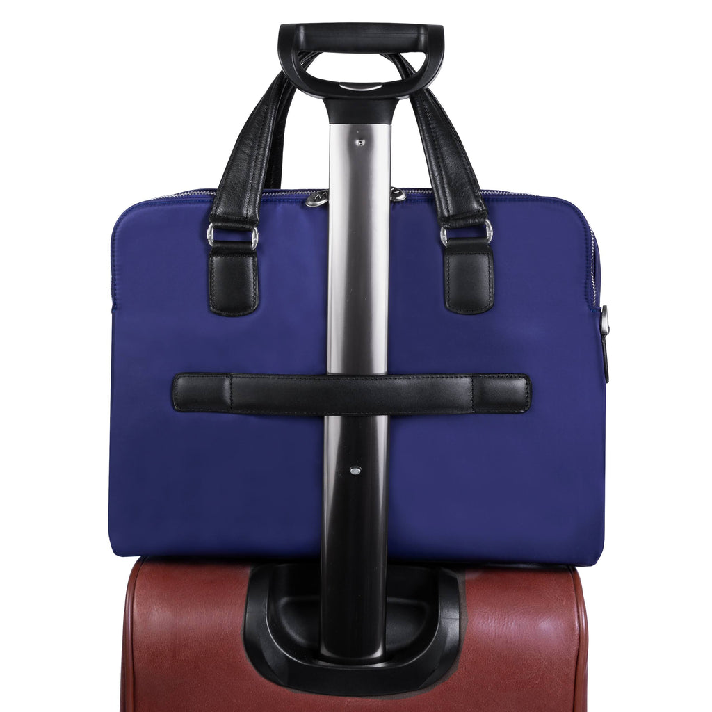Notebook carrying case R831