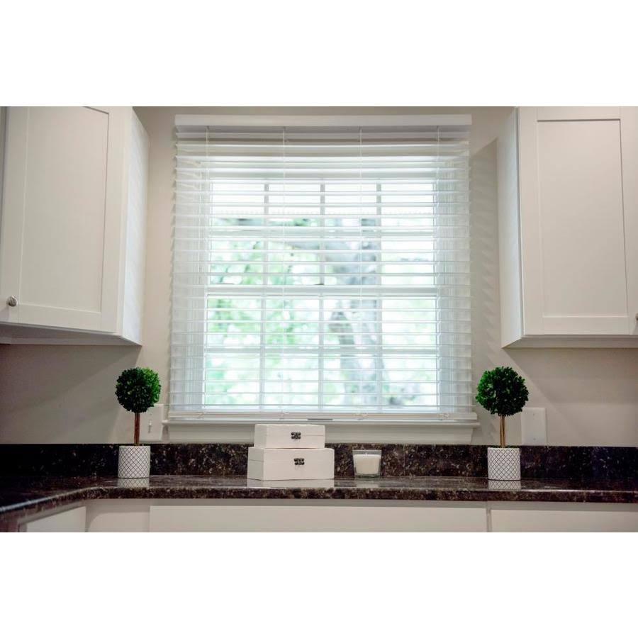 Cordless Faux Wood Room Darkening Blinds M95675