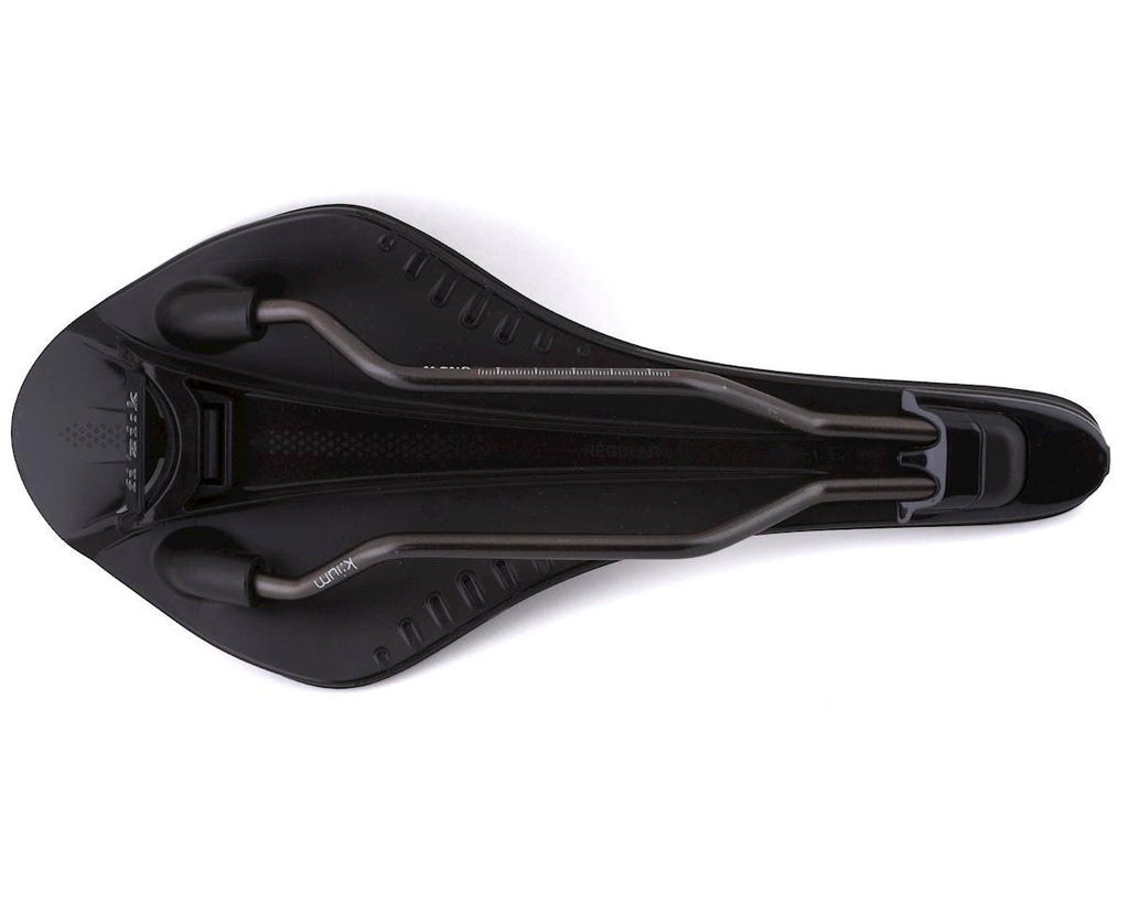 Black Regular Saddle Y140