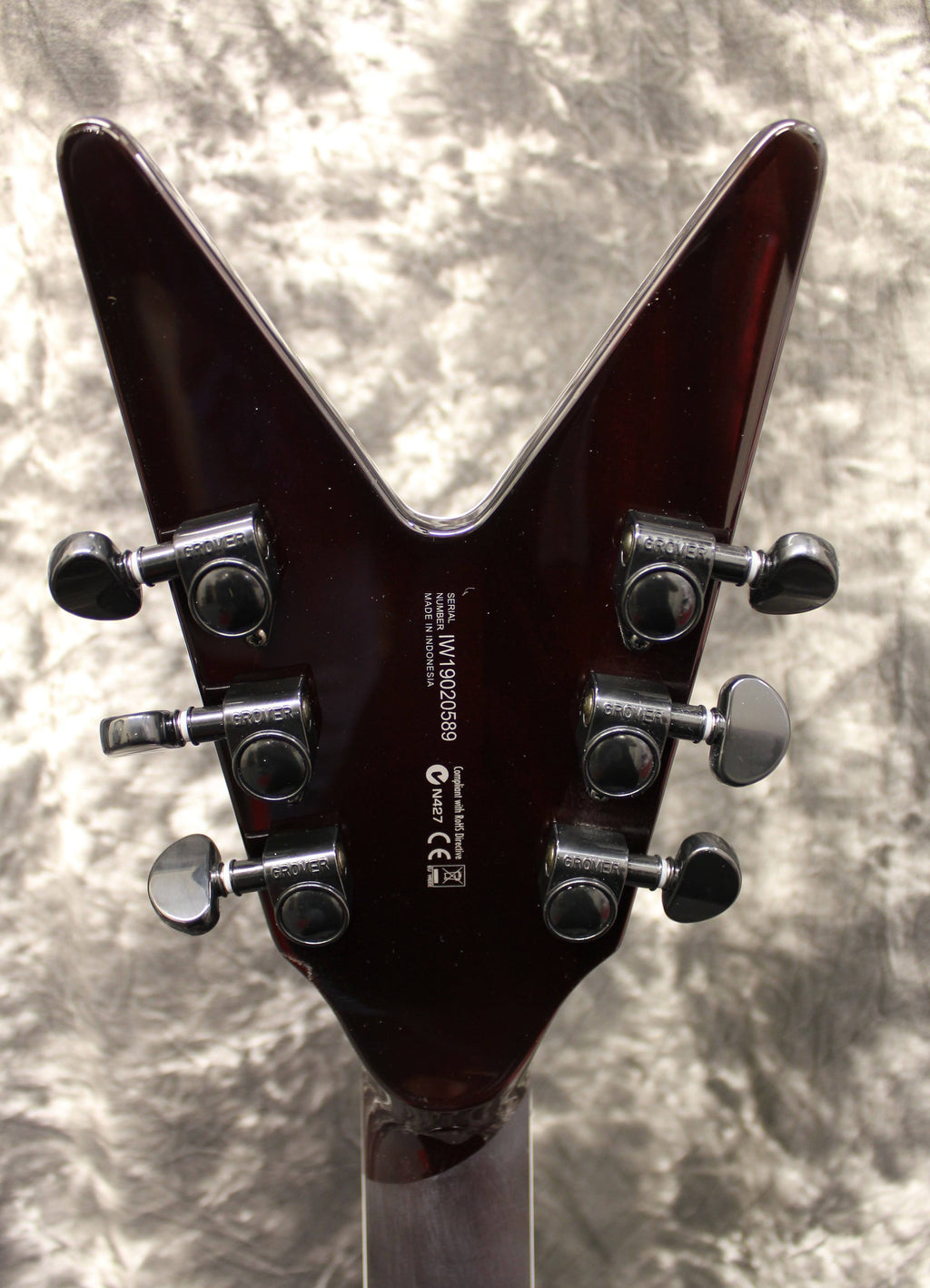 Trans Black Quilt Top Electric Guitar L261