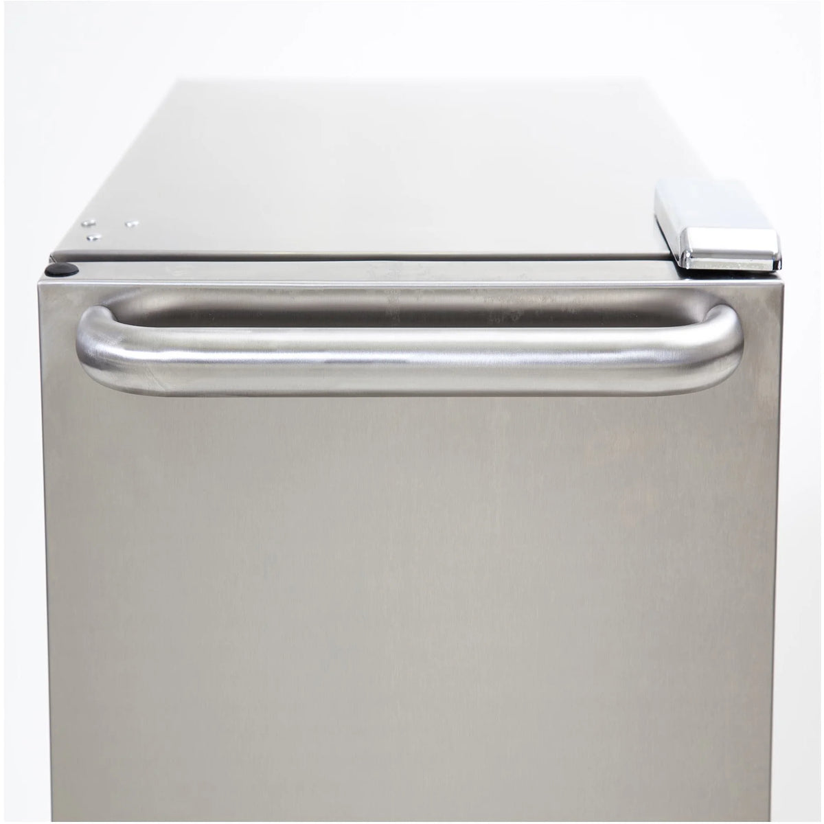 Stainless Compact Refrigerator X844