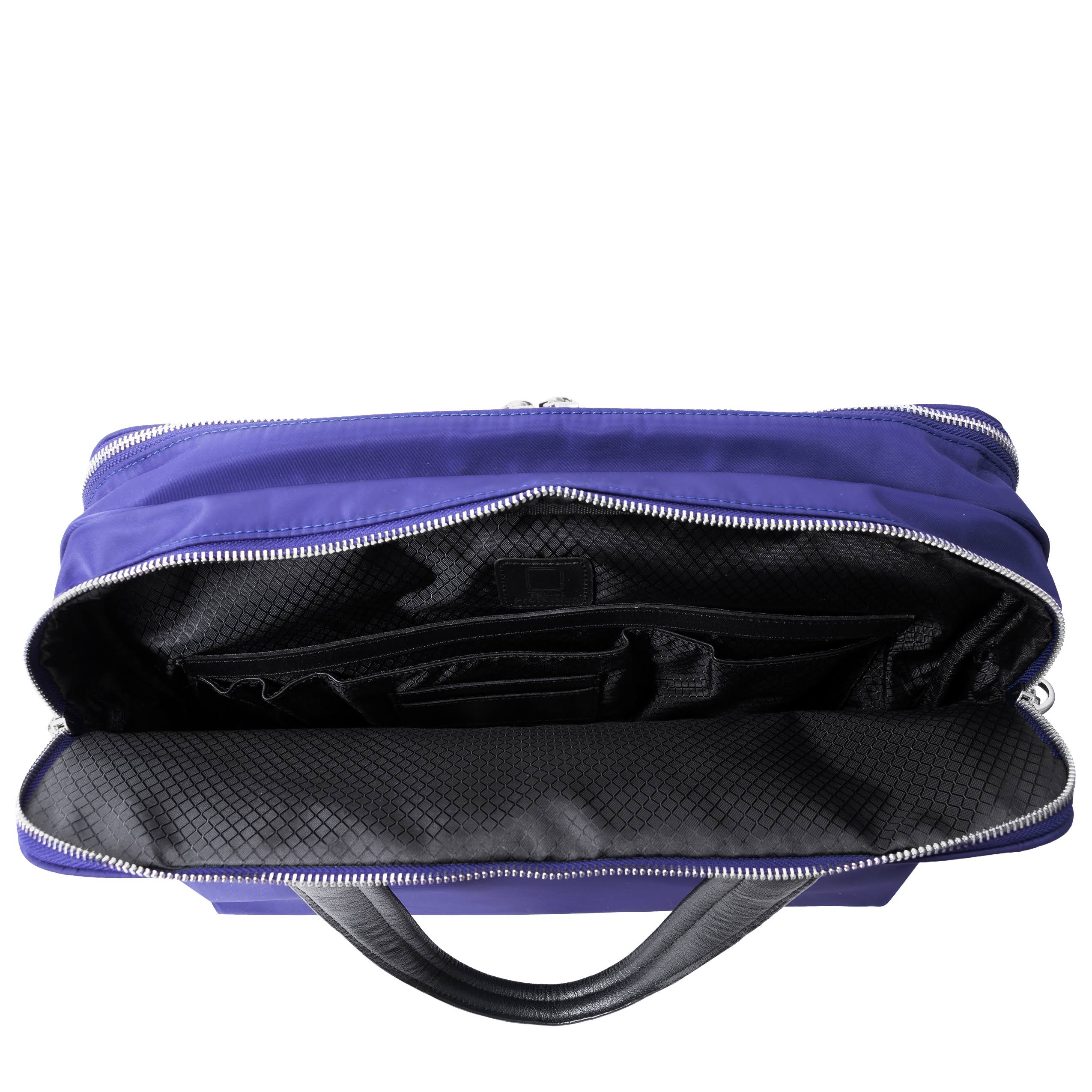 Notebook carrying case R831