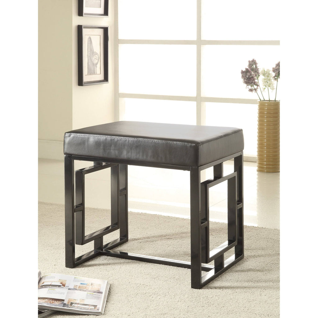 Black Stool W3539
