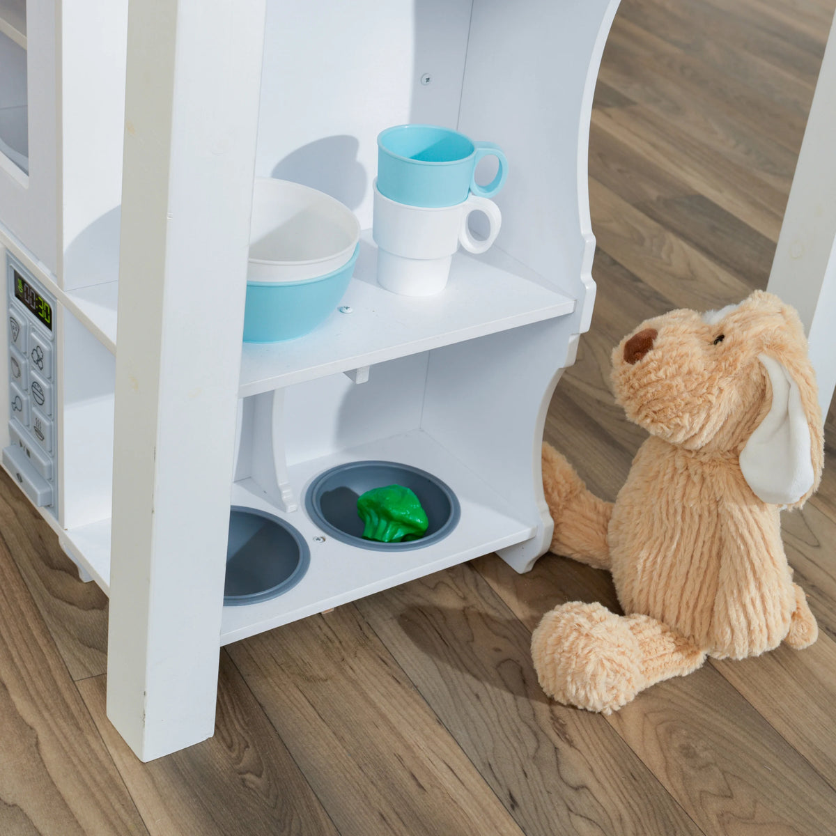 White Wooden Play Kitchen with Lights and Sounds L79927