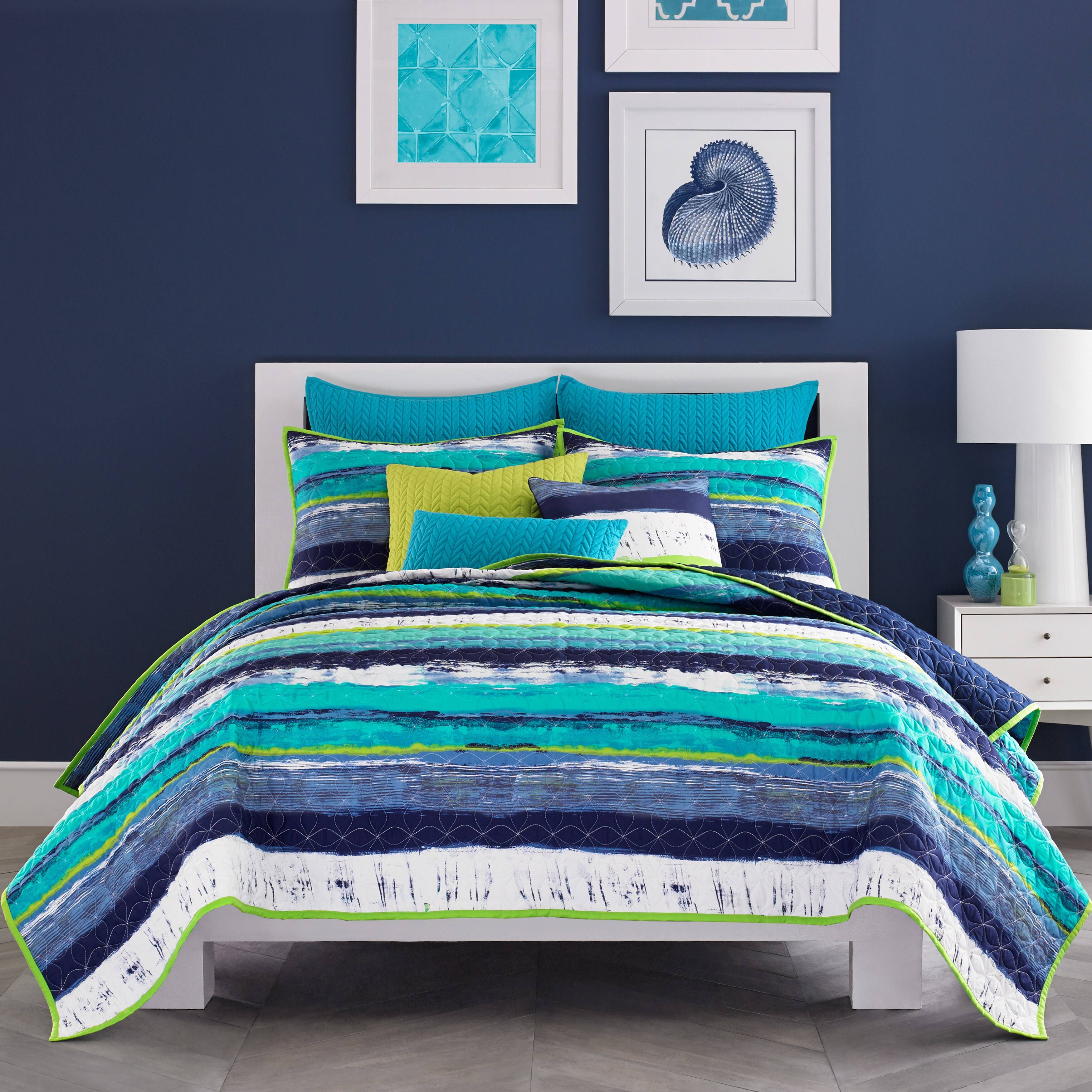 Twin Coverlet Q674920