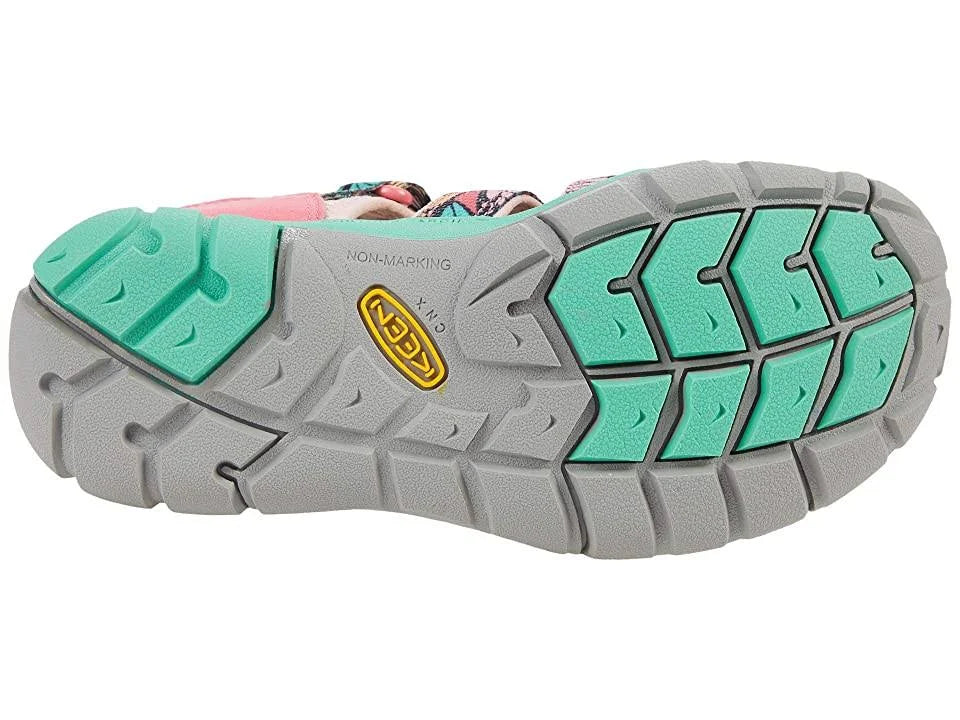 6 Water Sandals N38599
