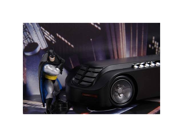 1:24 Scale Batmobile Diecast Vehicle with Batman Figure D41169