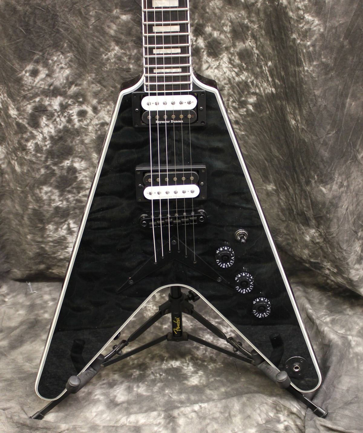 Trans Black Quilt Top Electric Guitar L261