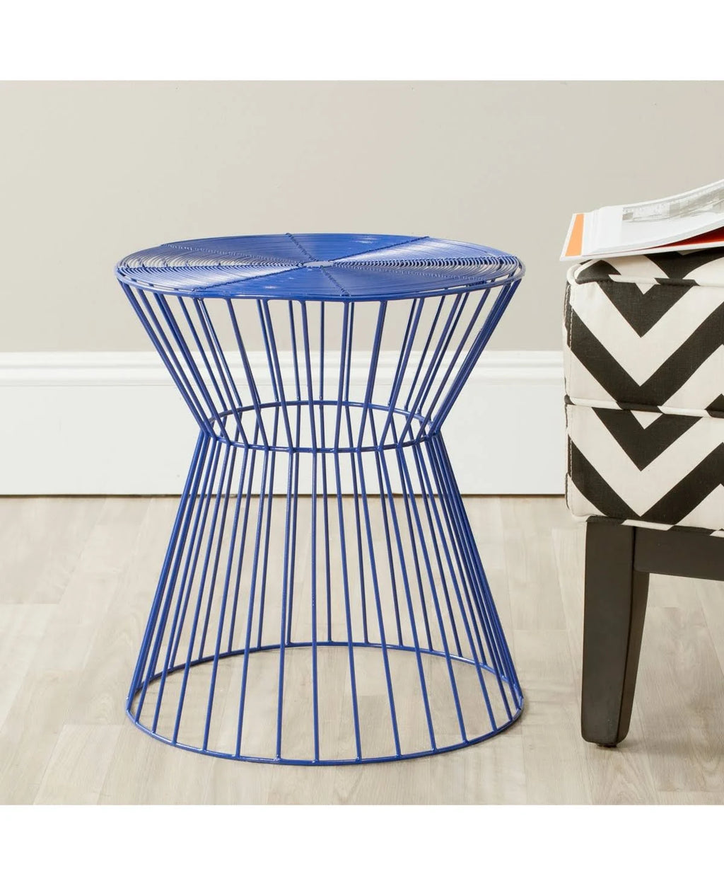Green Iron Wire Stool R3643