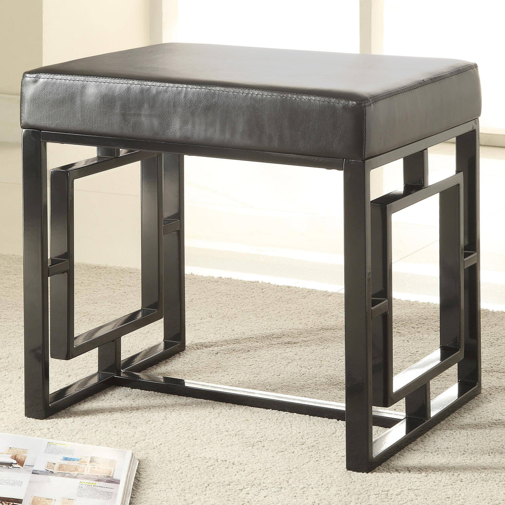 Black Stool W3539